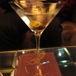 オリエンタルラウンジ - エクストラドライマティーニ