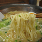 御天グループ まる一 - みそラーメン/麺リフト