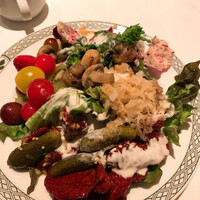 ロウリーズ・ザ・プライムリブ 恵比寿ガーデンプレイス店 - 