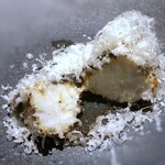 TTOAHISU - ＊海老芋は煮含めてあり、いい味わい。 普段は里芋系をあまり好まない主人が「これまで京都の料亭で頂いた品よりも美味しい」と絶賛。 パルミジャーノと共に頂くのは初めてでしたけれど意外に合い、より海老芋が美味しく思えました。