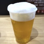 ビールスタンド重富 - 三度つぎ・・ビールの炭酸を適度に抜き、麦芽の甘　味を適度に感じやわらかい味わい。 ビールらしい苦みも感じます。