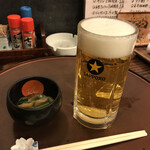 居酒屋・炭火焼 庄八 - ドリンク写真:生ビールとお通し