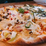 オルトラーナ - ピザ　ハーフ＆ハーフ（オルトラーナ、長芋とにんにく）