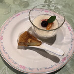 中国・四川料理 龍宮城 - 杏仁豆腐