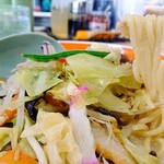 長崎ちゃんめん - なんだか今日は野菜がクタっとしてますね(´口`)