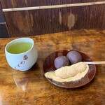 粟餅所・澤屋 - 紅梅（３個）。500円
