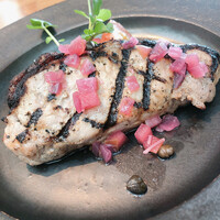 ザ タヴァン グリル＆ラウンジ - 