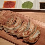 GYOZA BAR Comme a Paris - 