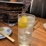 牛肉卸問屋直営　焼肉ホルモン酒場　oto-kichi - 淡路島レモンサワ〜(*•̀ᴗ.•́*)و ̑̑