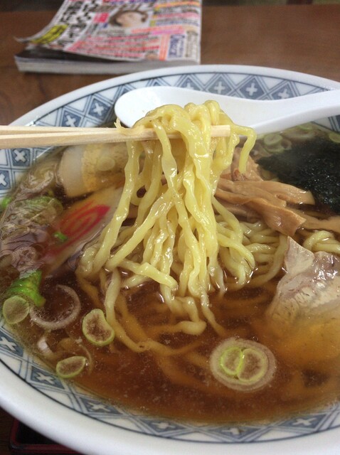 満月食堂 - 赤湯（そば）の写真
