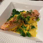 ビストロ ダイア - サーモン