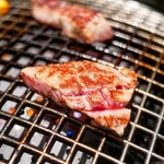 焼肉丸萬 - お肉は神戸牛です！