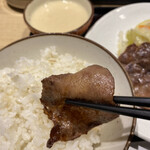 たんやHAKATA - 牛たんと麦ご飯ととろろが合う