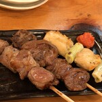 八郎酒場 - ちょい呑みセットのおまかせ焼串３本