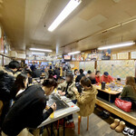 タマちゃん - ほとんどの人は外で待ってました。