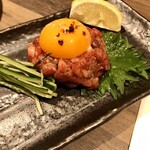 焼肉あがり - あぶりユッケ