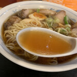 あきん亭 - 湯割りスープ
