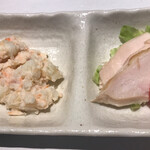 Shikino Sakana Izunokakurega Enomoto - お通しのポテサラと鶏ハム