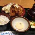 Nihonkai Shouya - 牡蠣・海老・白身魚フライ合盛り定食 990円