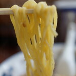 火風鼎 - 手打ちの自家製麺はかなり硬い