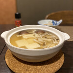 Washoku Izakaya Tsumugiya - 湯豆腐