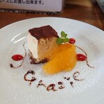 Cucina Italiana e Gastronomia CICCIO - ランチデザート、ティラミス