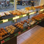 Boulangerie Le Repas - 店内の様子②。