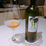 Ristorante SAKURA - スペイン産の白ワイン  通称 オレンジワイン