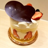 パティスリー フィリア 三越店 Patisserie Figlia 西４丁目 ケーキ 食べログ