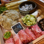 明道町中国菜 一星 - 本日のネタ、アスパラ、蟹、鉄皮、うど、山山葵、牛しゃぶ用の肉