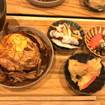 お米とお茶の専門店 MOCHA - パリパリごぼう特製つくね卵黄乗せ(メイン)、湯葉と明太子の天ぷら、お魚の南蛮漬け(副菜2品)、お茶漬けのお供(明太子と高菜) 