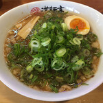 満麺亭 - ネギ盛りあぶり醤油ラーメン750円