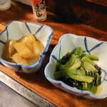 晩杯屋 - ふきの土佐煮と小松菜ナムル