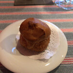 restaurant Noël - グジェール。大きくて美味しい。