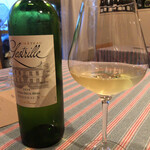 restaurant Noël - シャトー・レストリーユ アントルドゥーメール白。美味しい！ブランマンジェに合わせて。