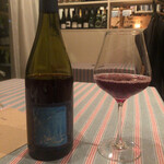 restaurant Noël - ボジョレーヴィラージュ　マリルー。赤ですが、重くないサラリとフルーティー。ヒラメのコンフィに合わせて。