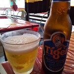 シンガポール ホーカーズ - Tigerビール（690円）