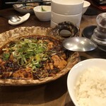 中華処 青天 - 麻婆豆腐＆ライス