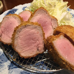 ぶた いながき - 特上ヒレカツのアップです