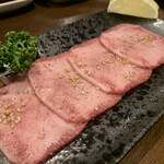 Yakiniku Horumon Kaneya - 