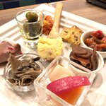 フランス風居酒屋 AUBE 牛フィレ肉とワイン - 