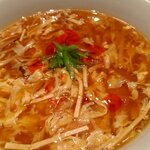 榮林 - 酸辣湯麺