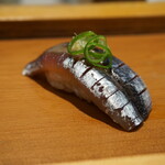 栄寿司 - カタクチイワシ
