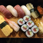 Uogashi Sushi - 特上寿司