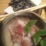 鯛めし 銀家 - お通しはいかと海苔を炙ります！