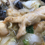 餃子の王将 - 具材たっぷり
大きなのは鶏のムネ身肉