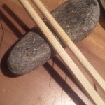 鯛めし 銀家 - 箸置きは石！