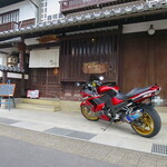 ポン ムヴァン - 