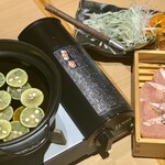 オイルしゃぶしゃぶ 和達  - 新メニュー「すだち鍋」
