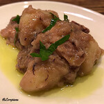Shichiriaya - Polpo con patato in umido